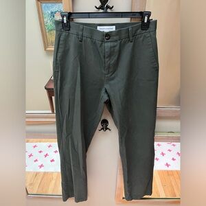 Amazon Essentials Chino Pant Men’s 31x34